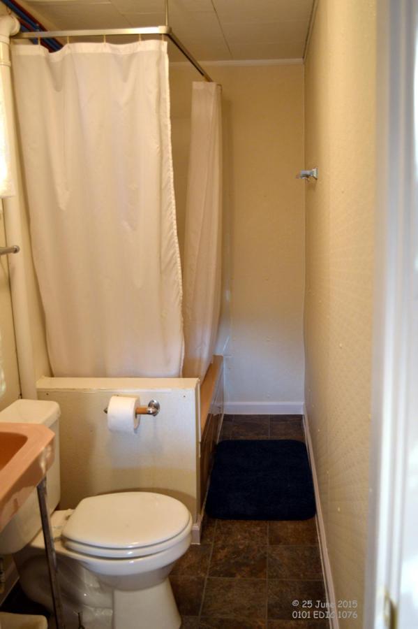 איגל ריבר Edgewater Inn & Cottages חדר תמונה