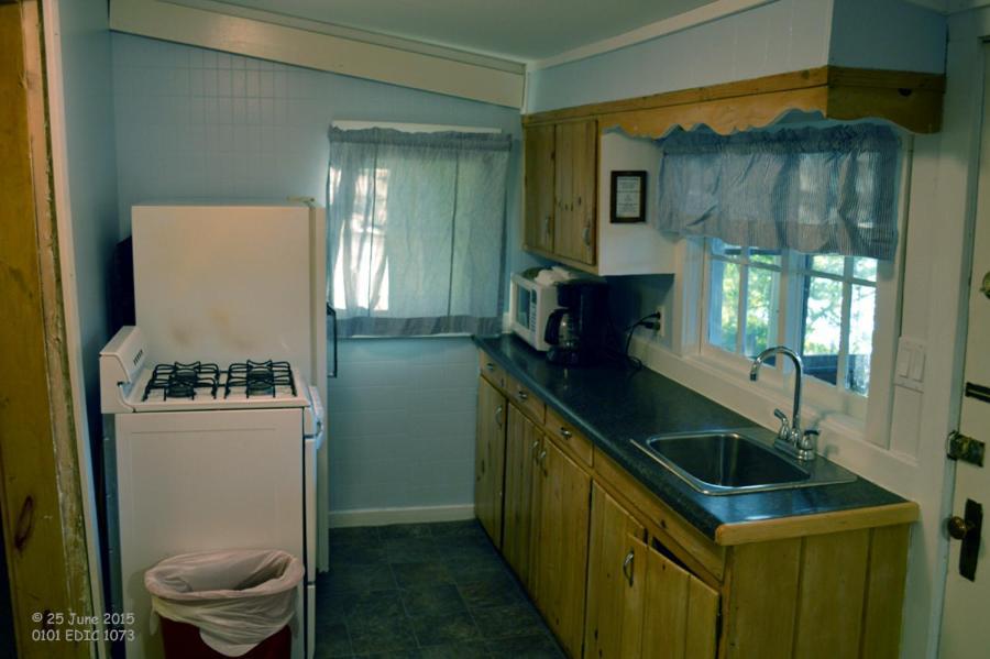 איגל ריבר Edgewater Inn & Cottages חדר תמונה