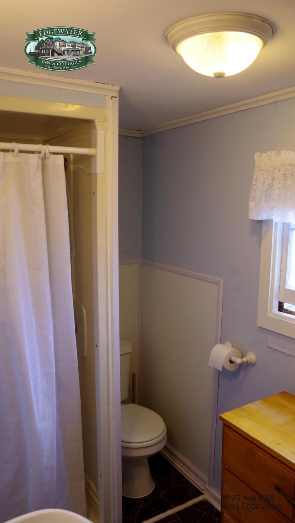 איגל ריבר Edgewater Inn & Cottages חדר תמונה